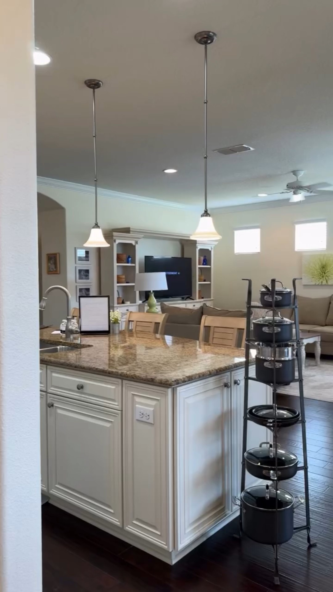 ✨Top 3 Kitchen Turn Offs for Buyers✨
.
🚫 Outdated appliances (looking at you, avocado-green fridge 👀) can feel like a trip back to the 70s… and not in a cute retro way.
.
🚫 Cluttered countertops shrink your space and steal the spotlight.
.
🚫 Poor lighting = instant buzzkill. Even a spotless kitchen feels gloomy without good light! Consider adding under cabinet lighting to brighten things up! 💡 
.
✅ Pre listing checklist: polish or swap those appliances, clear the counters, and brighten things up. Small fixes can equal BIG buyer love 💕
.
What is most important to you in the kitchen? Take the poll below ⬇️