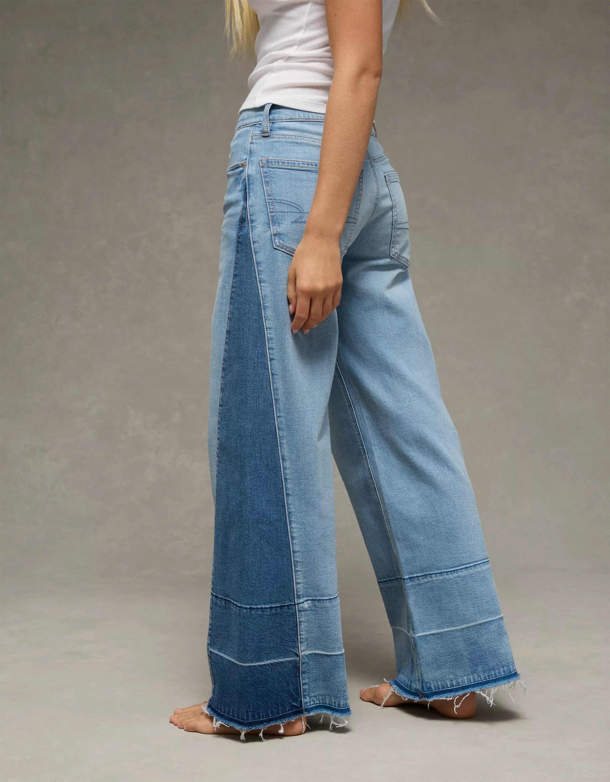 AE Dreamy Drape Stretch Low-Rise Baggy Ultra-Wide Leg Jean | American Eagle Outfitters (US & CA)
