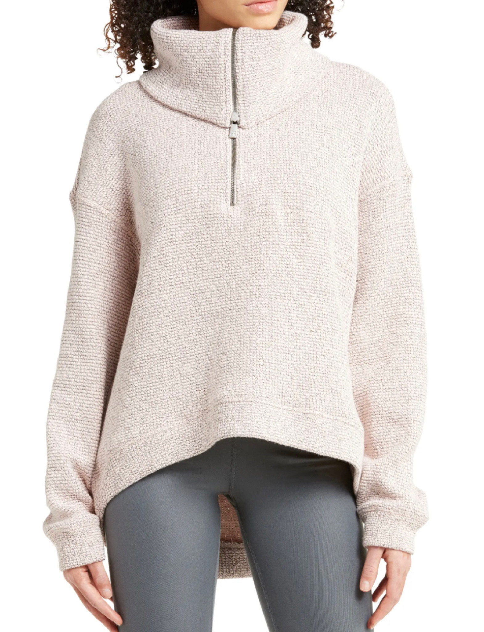 Zip up pullover 


#LTKSeasonal #LTKFind #LTKfit