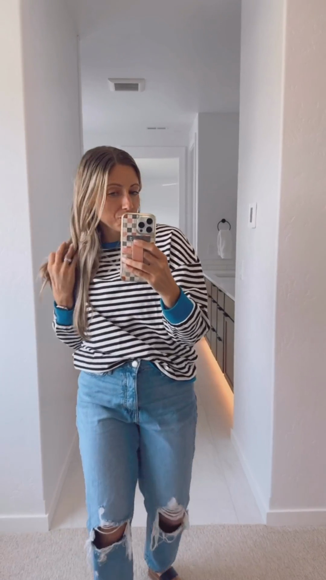 This oversized striped crewneck is giving major Free People vibes 🤍 Found a similar look on Amazon for a fraction of the price (and yes, it comes in so many colors 👏). The material is lightweight—perfect for that summer-to-fall transition 🍂.

I linked both options for you depending on your budget👏🏼

#LTKFindsUnder100 #LTKStyleTip #LTKFindsUnder50