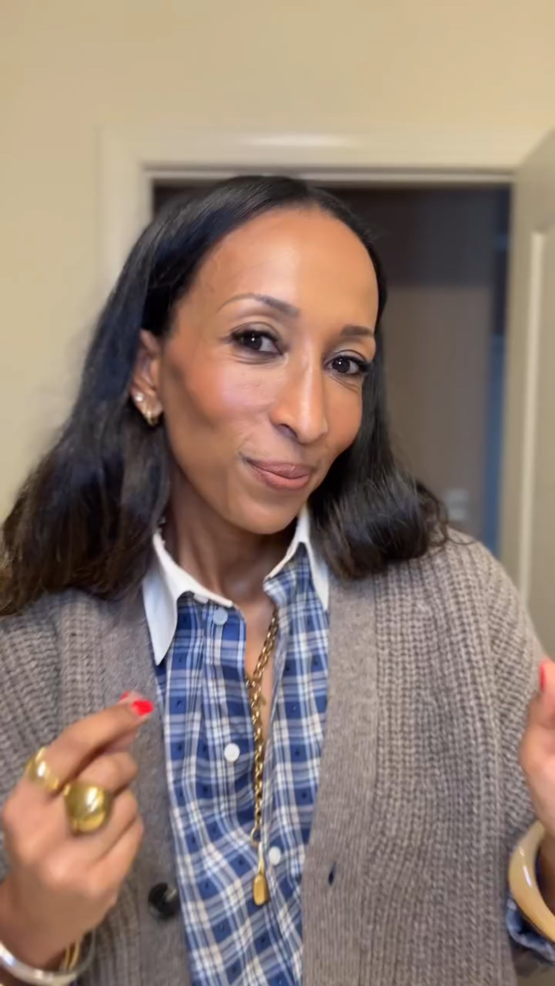 Just got a new pair of straight leg @mother jeans and I’m already convinced they’re going to be on repeat. The fit is so flattering and they work with literally every outfit.

Comment JEANS if you want the link. 🤍

I’m sharing a new pair of straight leg Mother jeans and how I’m styling them for an effortless everyday look.