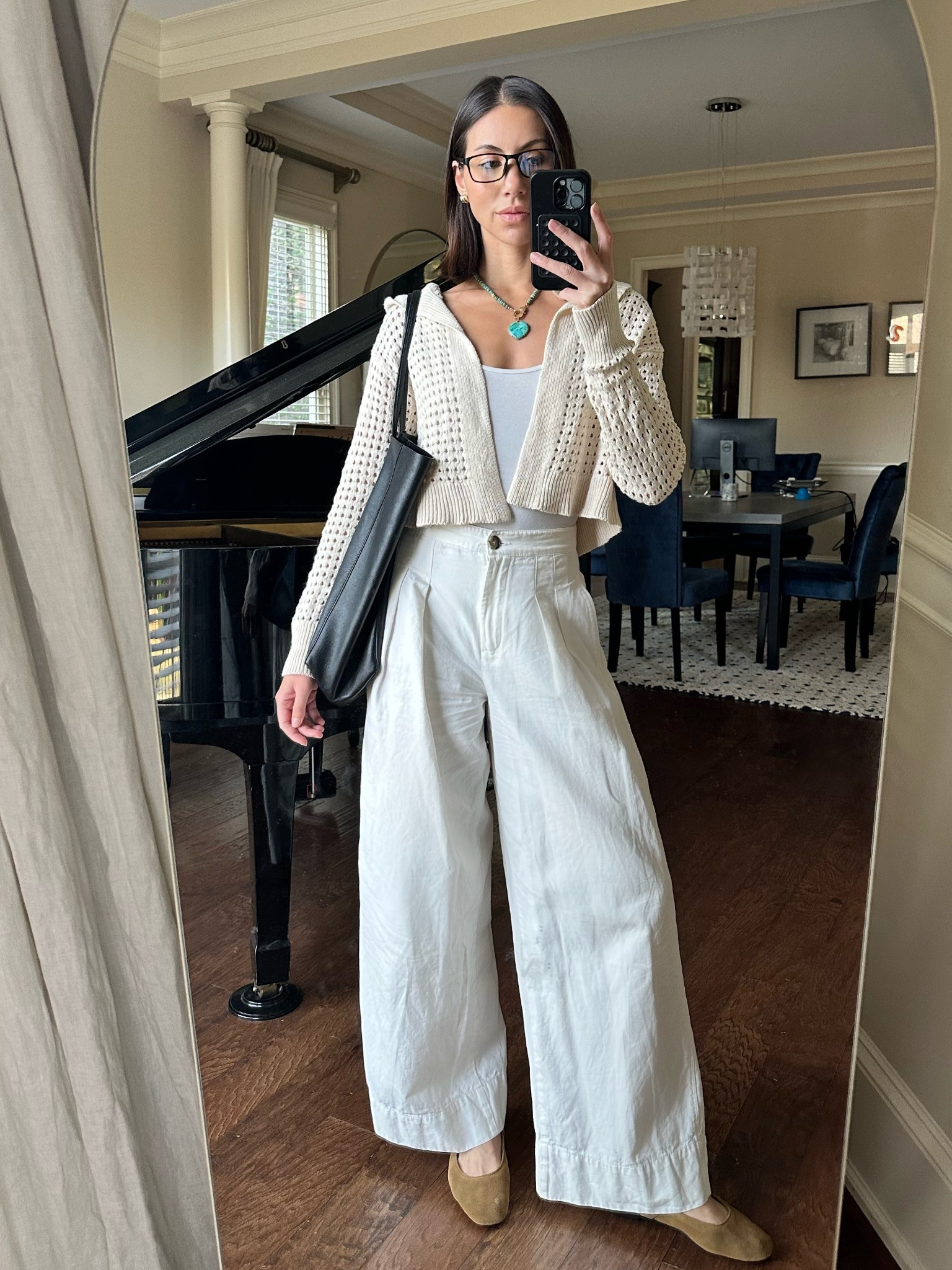 spring outfit, white pants

First day of April and you can find me in head to toe white. Happy spring!

#LTKStyleTip #LTKSeasonal