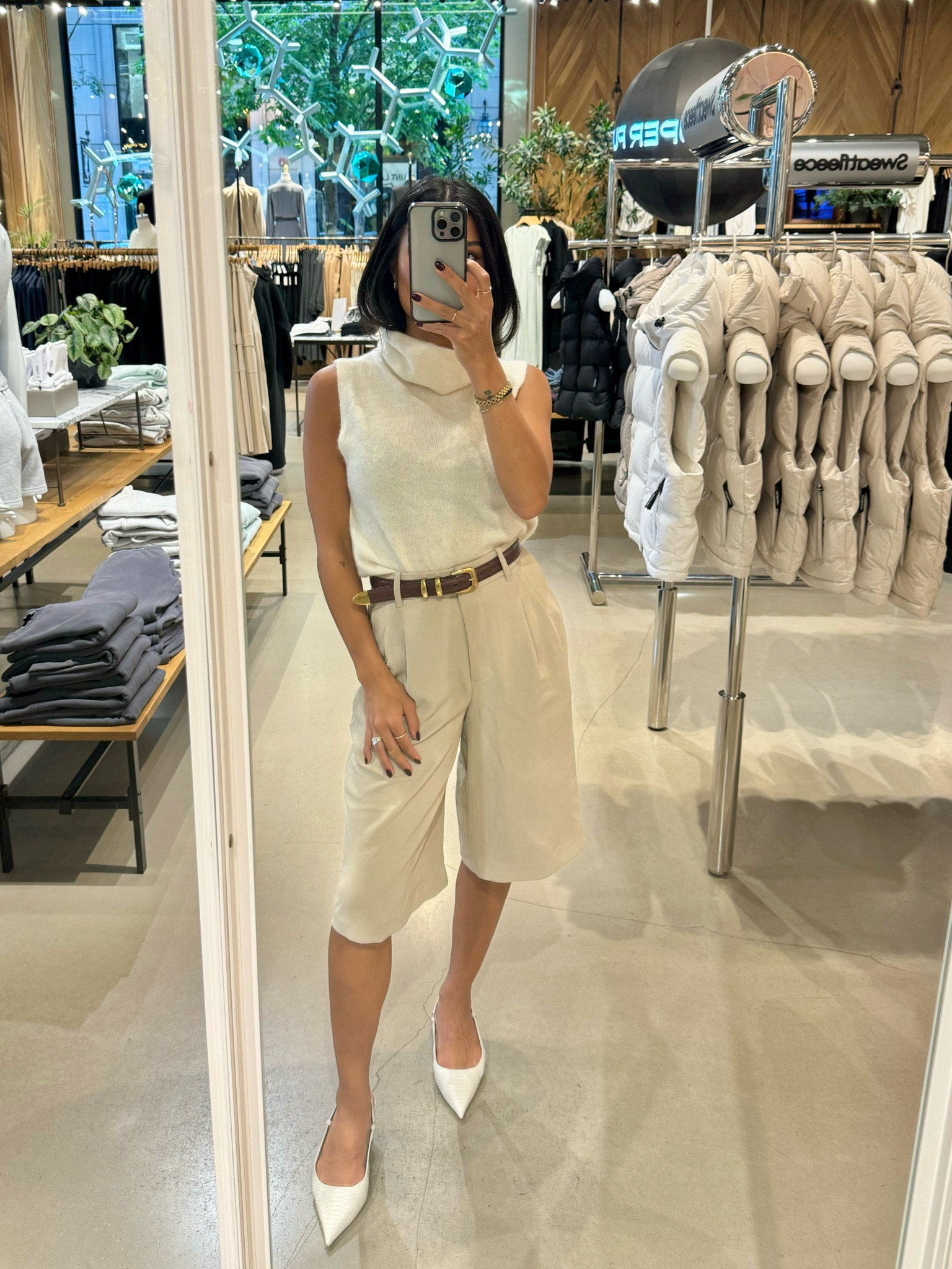 Cashmere for transitonal weather. Wearing size M in the sweater, XS belt, 2 Bottoms. Oversized sweaters = easier to style 

#LTKSeasonal #LTKStyleTip #LTKWorkwear