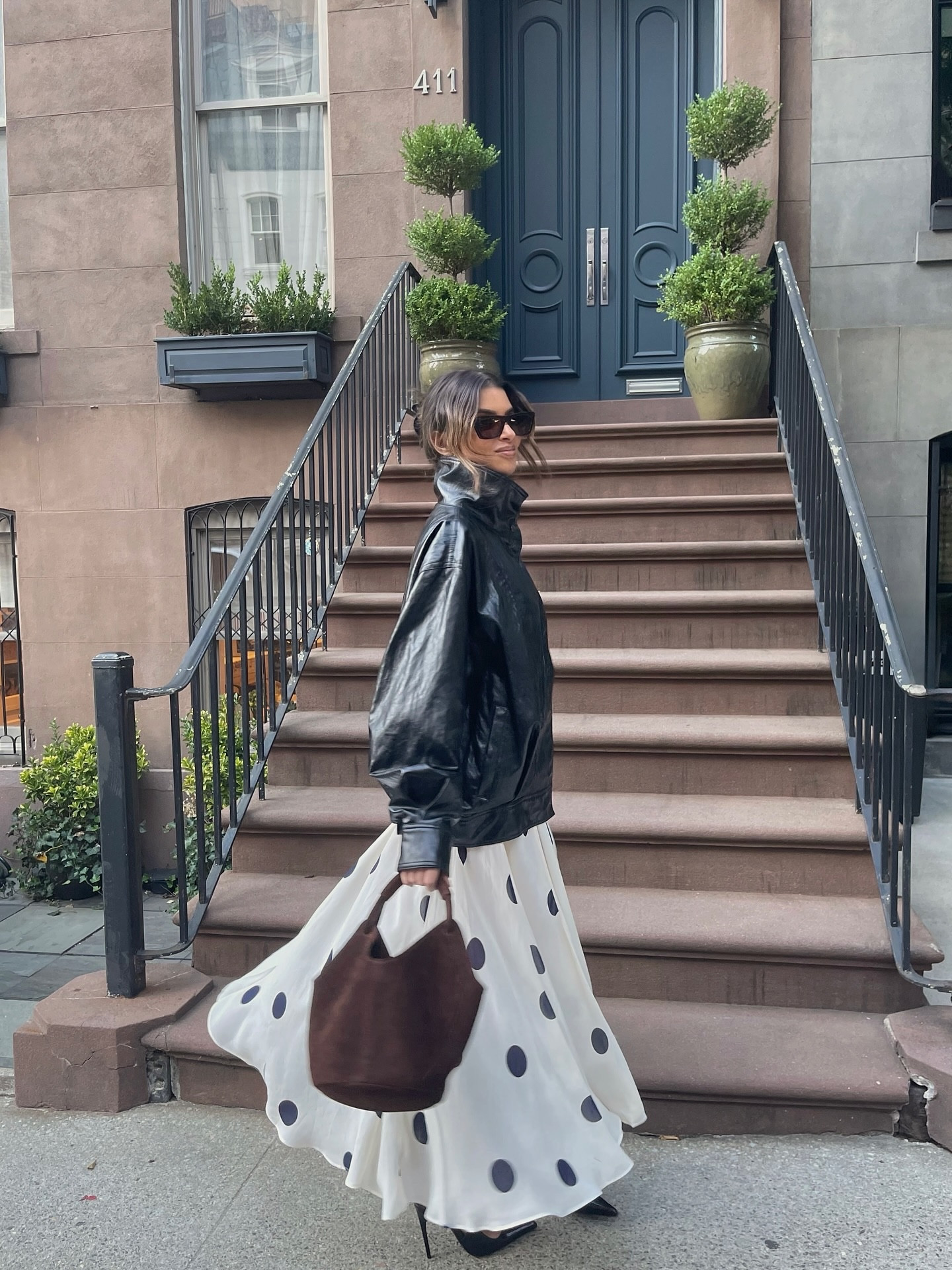 Fall strolls🍂

#polkadots #falltrends #polkadotskirt #twirling #funnelneck #suedebag #reformation #lemiz #zara

#LTKPetite #LTKSeasonal #LTKStyleTip