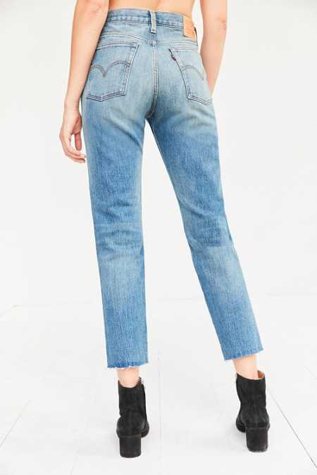 Levi’s Wedgie High-Rise Jean - Coyote Desert | Urban Outfitters US