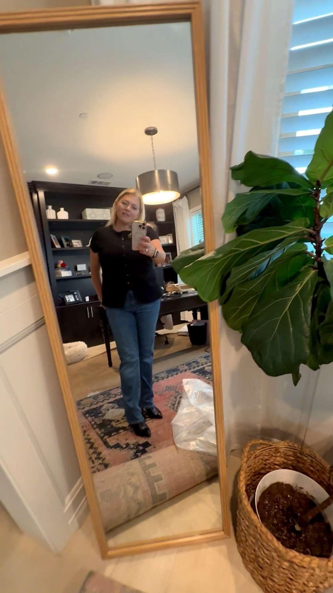 TGIF 
Let’s do this! 
Loving my outfit today, cute and comfortable. 
Have a great day! 


#LTKMidsize #LTKootd