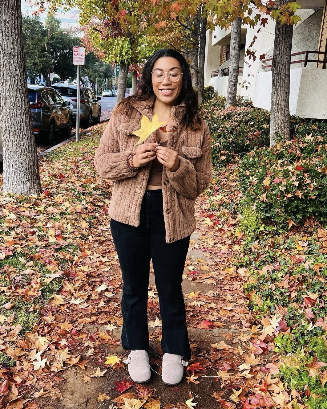 Some fall inspo!

#falloutfits #midsizefashion #midsize #brownoutfits #neutralstyle