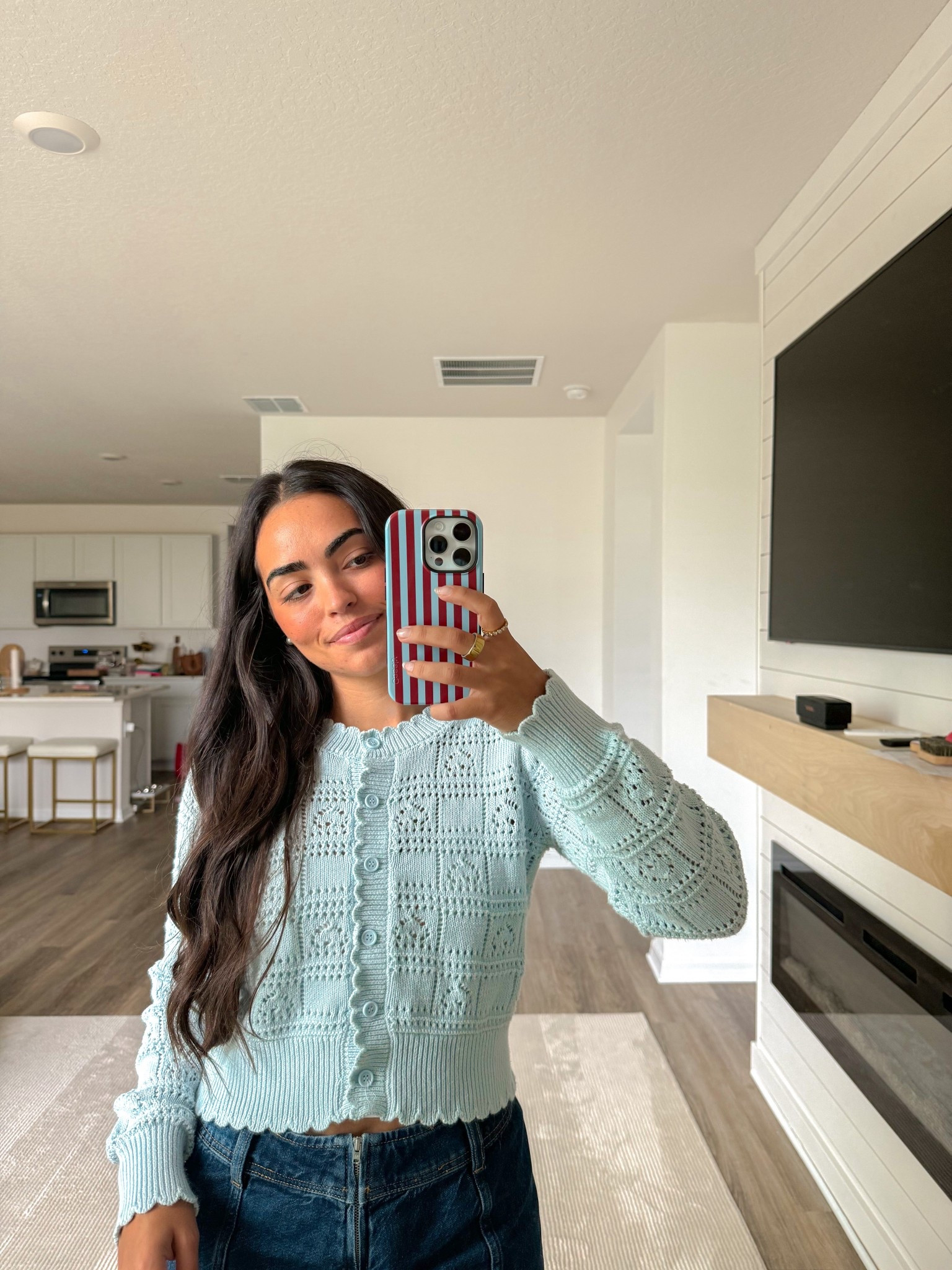 new phone case <3 i love stripes! 

#LTKmorningroutine #LTKTravel #LTKdayinmylife