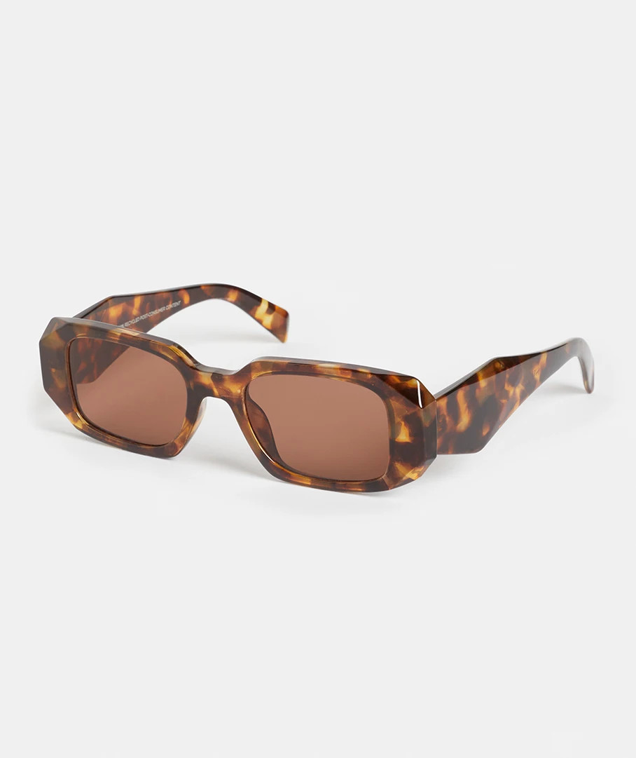 Ibiza Black Rectangle Sunglasses | Sussan