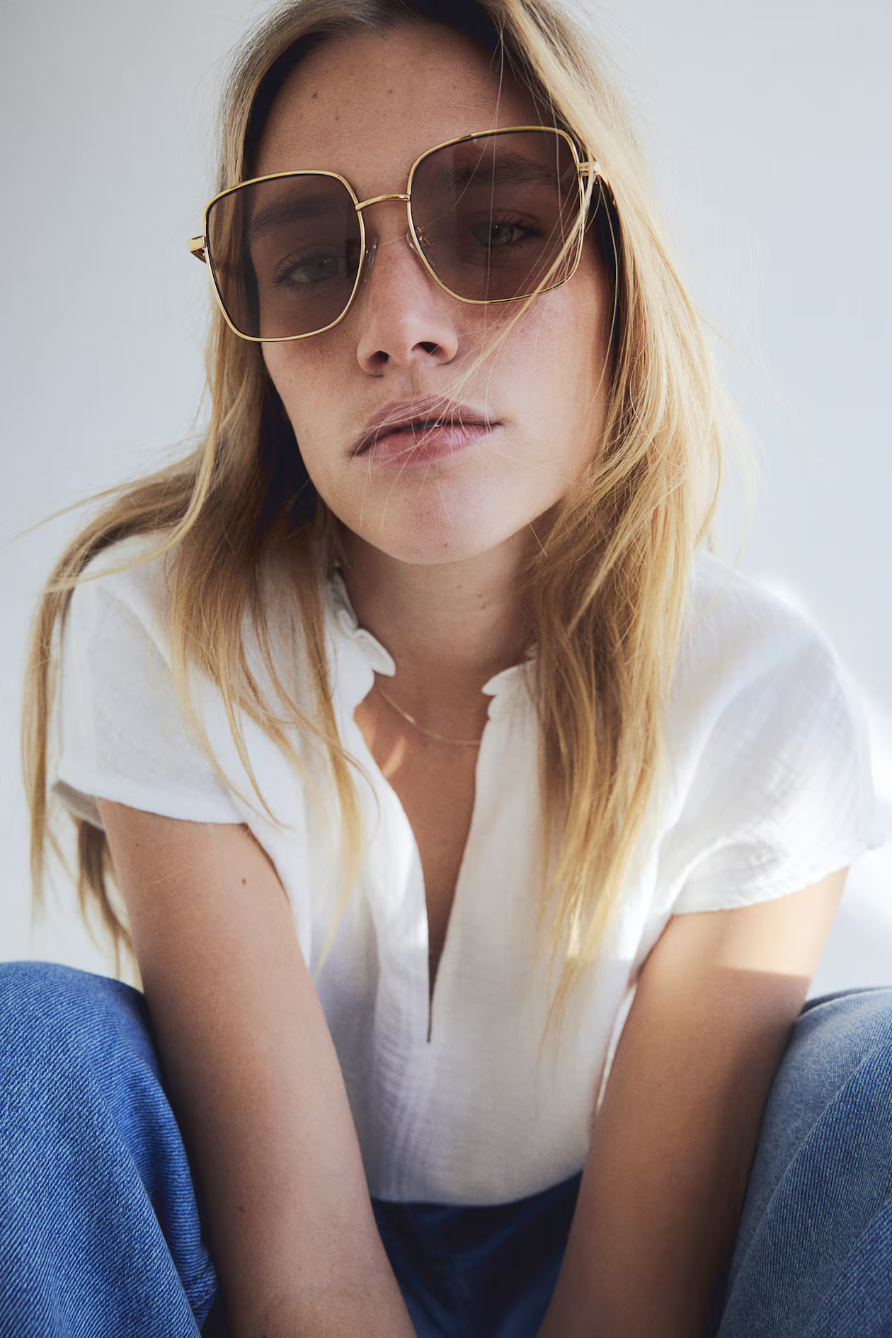 Eckige Sonnenbrille - Goldfarben - Ladies | H&M AT | H&M (DE, AT, CH, NL, FI)