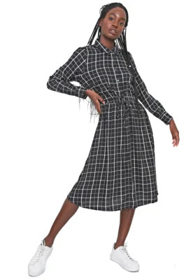 Vestido GAP Midi Xadrez Preto/Branco | Dafiti (BR)
