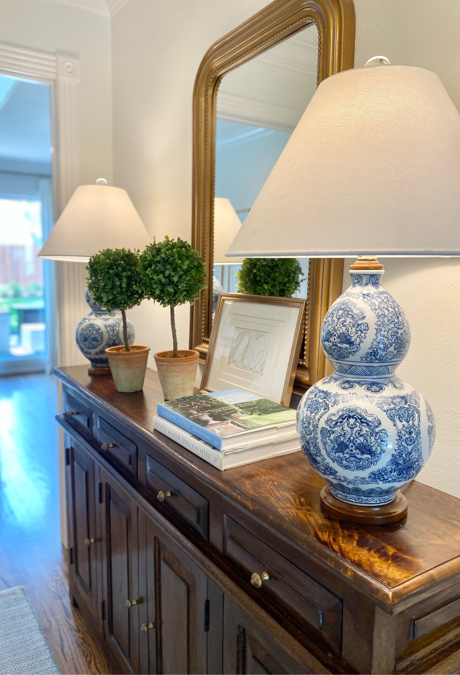 I have gotten lots of questions about the lamps in my entry! They were a Home Goods find so can’t be linked, but I did link some other similar options for you guys at a variety of prices! 

#LTKstyletip #LTKhome #LTKFind