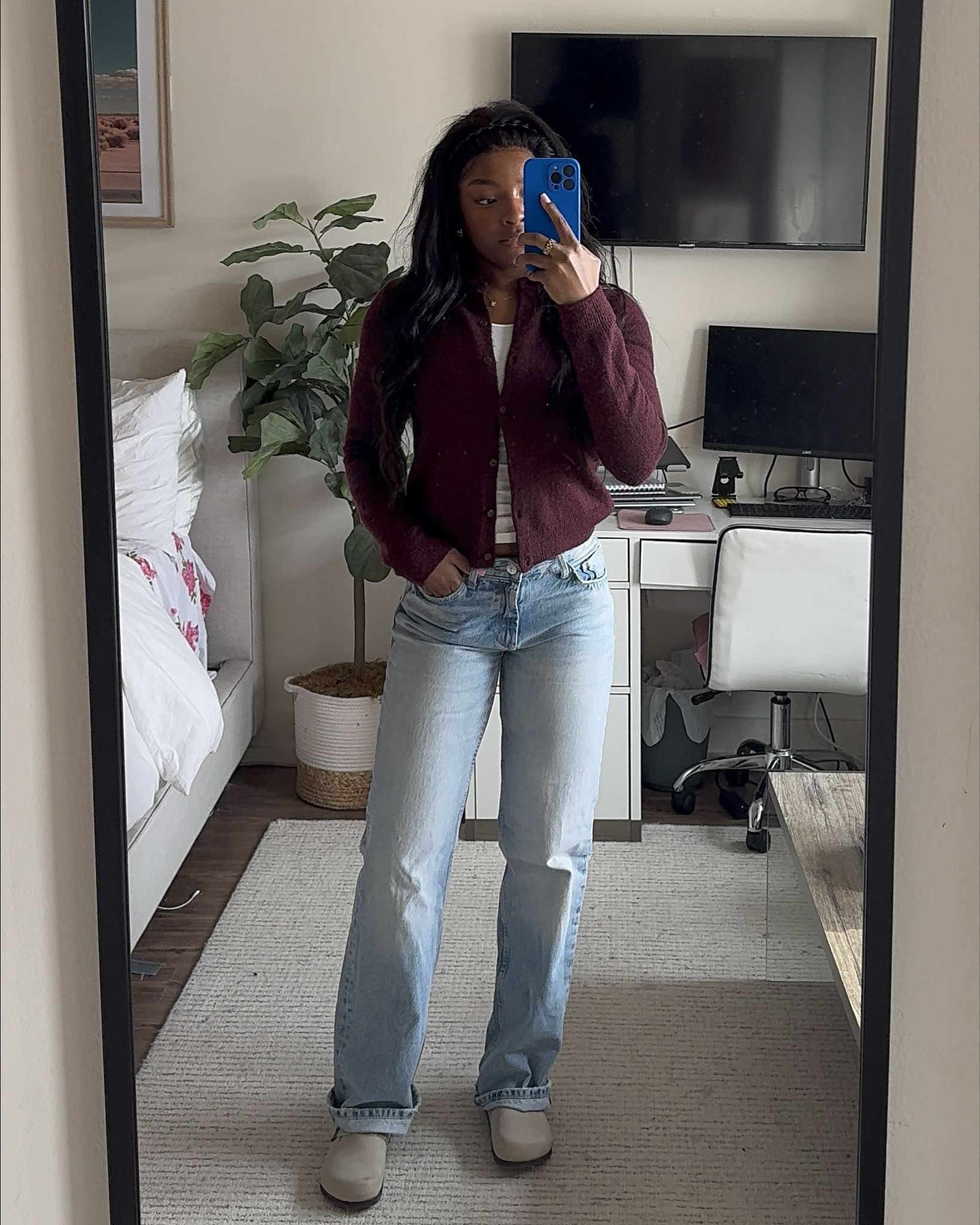Sunday comfy outfit 

#ootd #outfitoftheday #outfitinspo #outfitinspiration #falloutfit

#LTKStyleTip #LTKShoeCrush #LTKBeauty