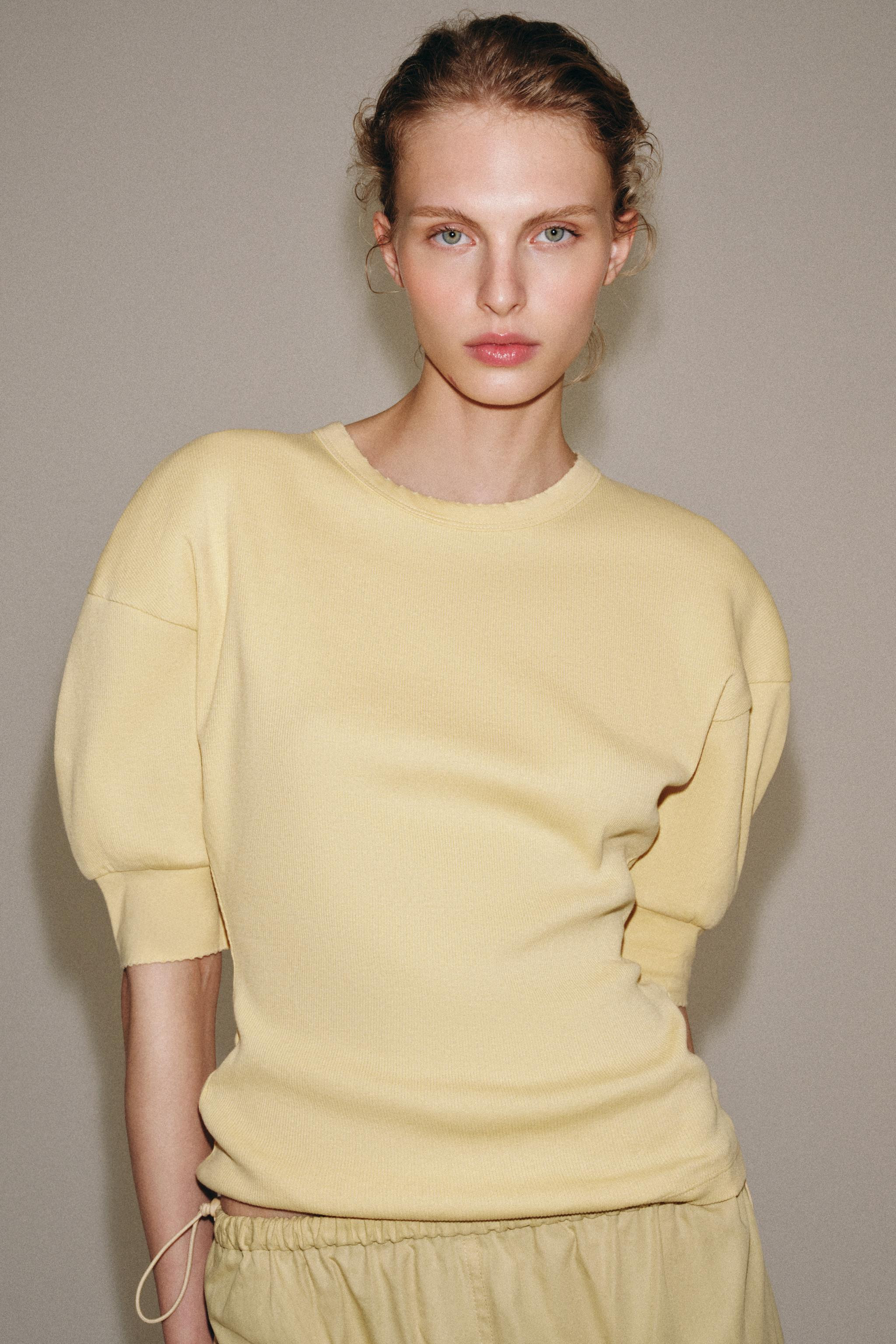 RIB VOLUME SLEEVE T-SHIRT | Zara UK