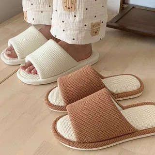 Slippers | YesStyle Global