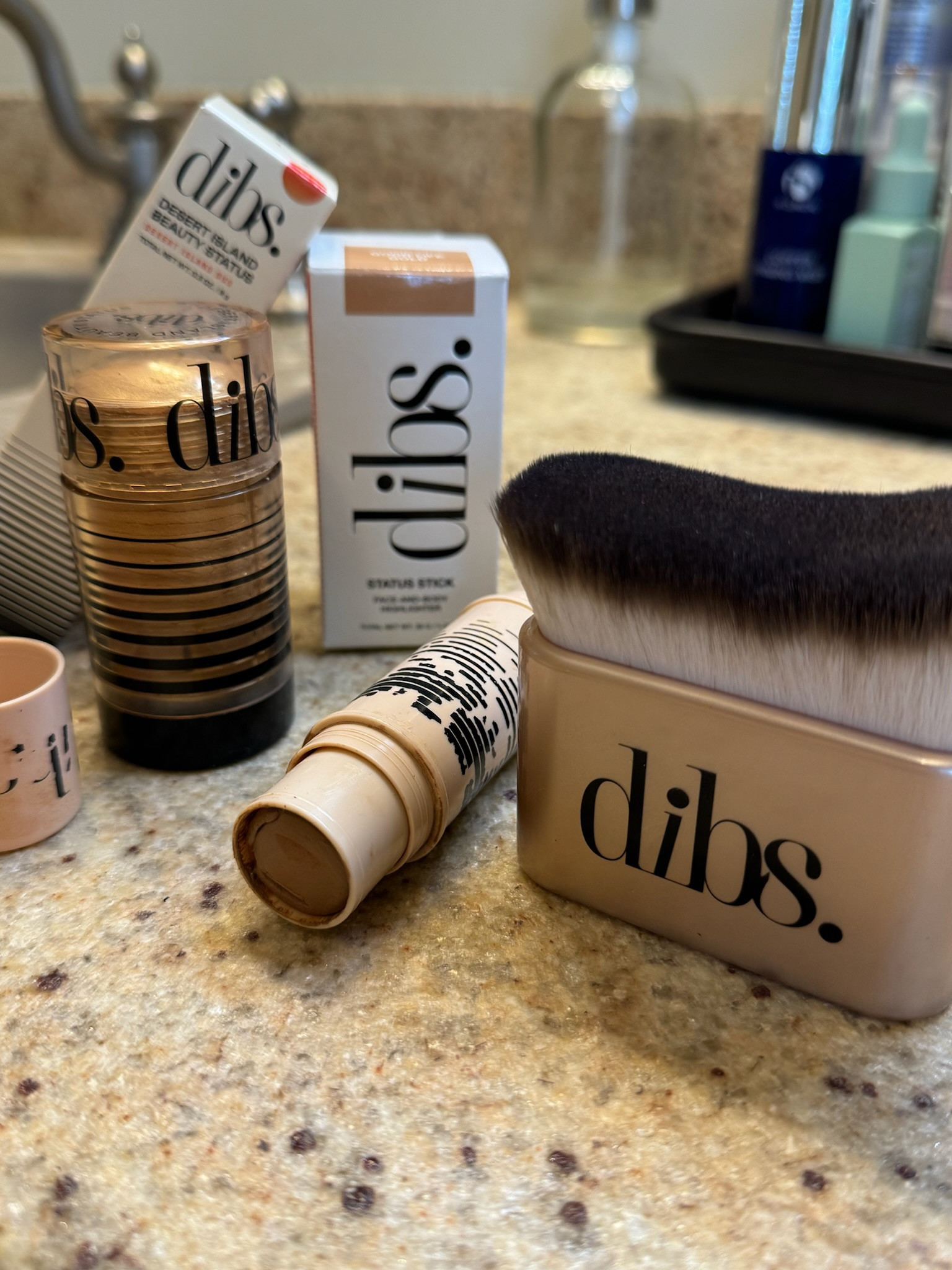 25% off flash sale at DIBS! Today is the last day so hurry and grab your blending brush and perfect summer glow highlighting stick! 

#LTKSaleAlert #LTKBeauty #LTKSummerSales