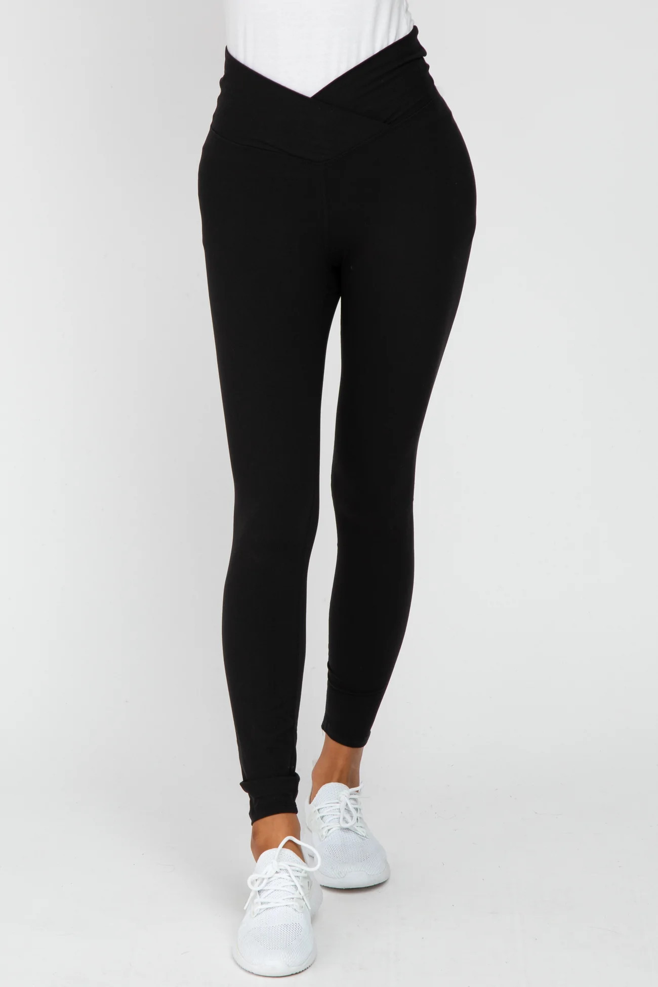 Black V-Waist Leggings | PinkBlush Maternity