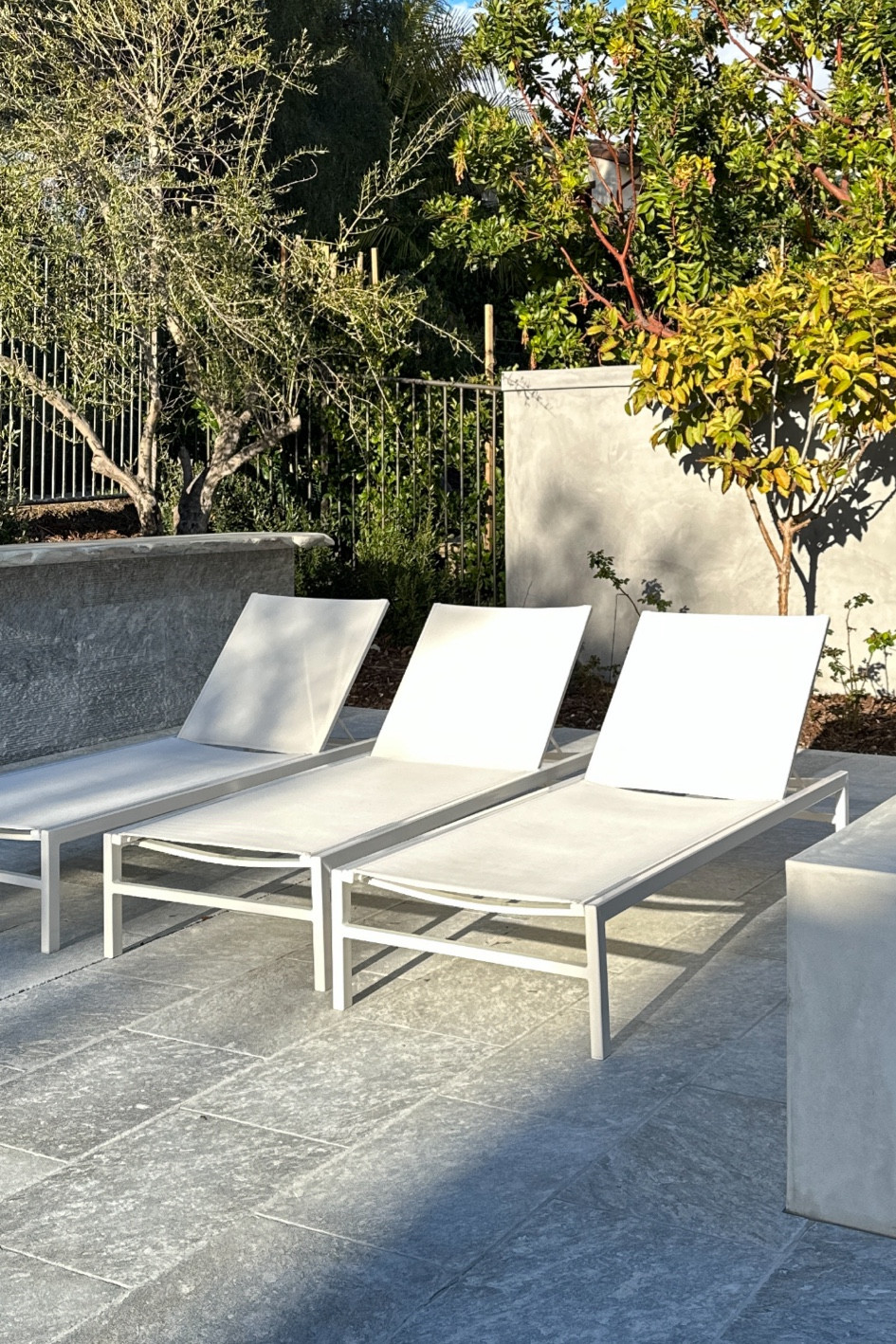 My favorite outdoor loungers are on sale! 

Outdoor
Summer
Furniture 
Lounger 
Pool 


#LTKSeasonal #LTKsalealert #LTKhome