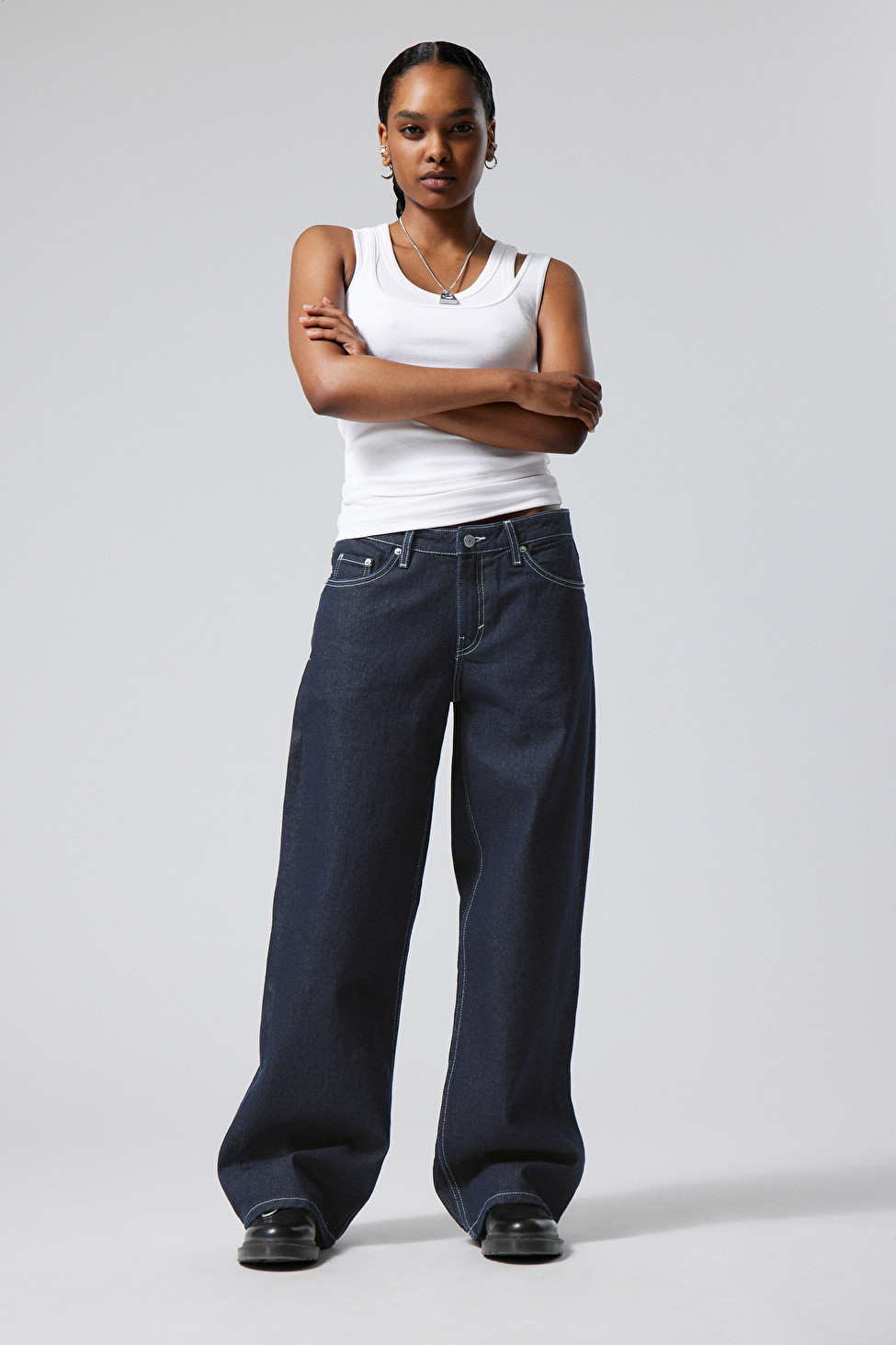 Ample Low Loose Jeans | Weekday