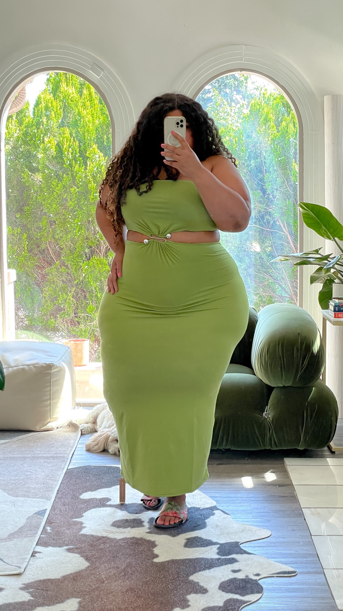 Can’t believe this gorgeous reformation dress is on sale

#LTKcurves #LTKsalealert #LTKSale