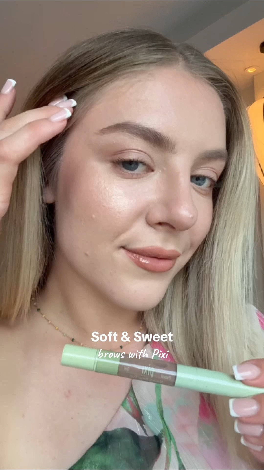 Brows on the go 🤎 


#LTKbeauty #LTKsummer #LTKuk