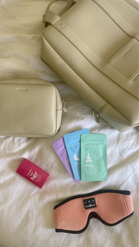 3 travel essentials you’ll always find in my carry on!

Travel essentials, travel hacks, travel tips, travel wellness, energy patches, sleep patches, relax patches, the good patch review, body glide for her, anti chafing, chafing tips, chafing hacks, carry on must haves, head phone eye mask, what’s in my carry on bag, pack with me

#LTKtravel #LTKbeauty #LTKFind