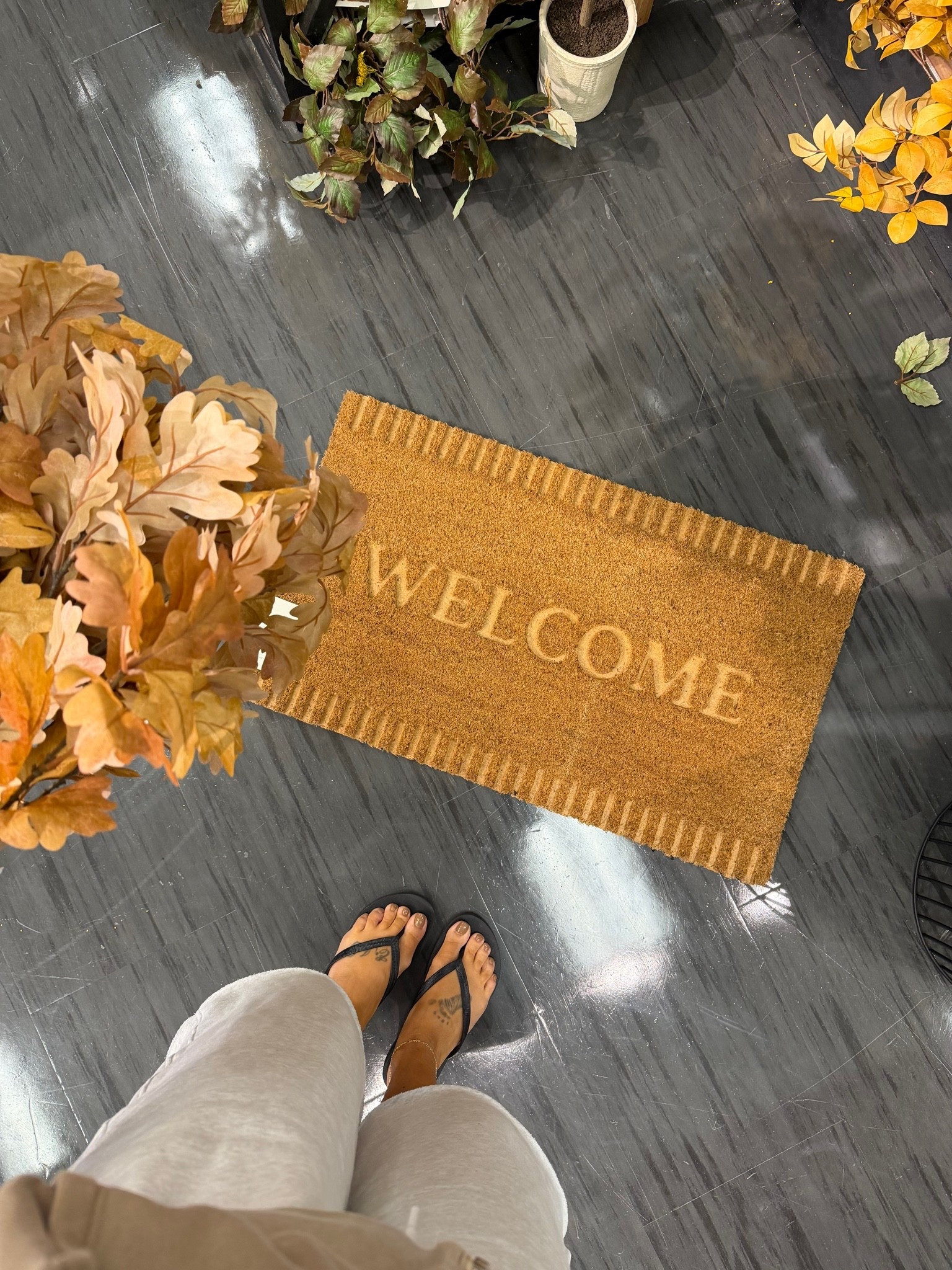 Welcome mat for the front door 🫶🏼🍂

#LTKdayinmylife #LTKSeasonal #LTKHome