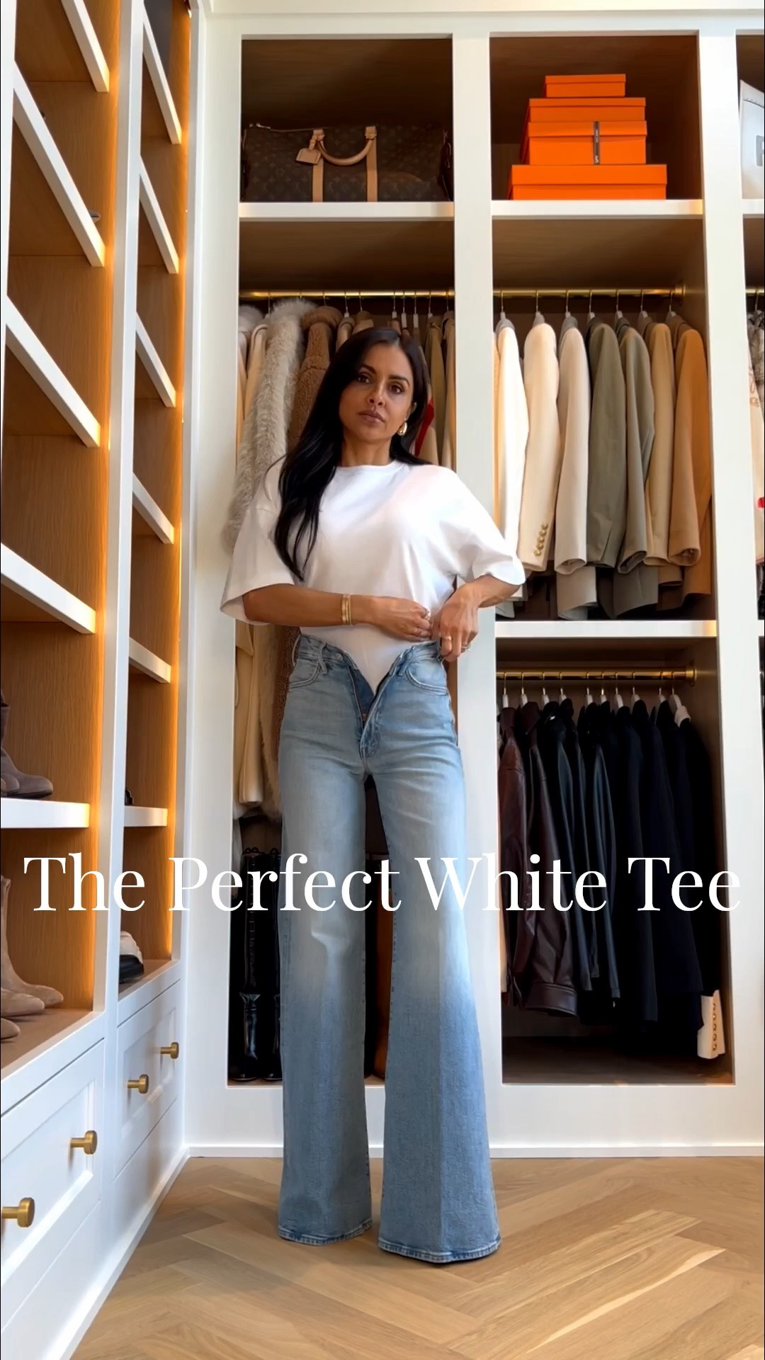 The best white tee styled two ways. This white tee from Aritzia is the elevated basic I tell all my friends to buy because it is not sheer and subtly cinches the waist. Worn here with classic denim for chic summer outfit inspiration.

White Tee - wearing an XS
Mother Hustler Jeans - wearing a 24, runs TTS

miamiamine aritzia barclay t shirt best white tee spring outfit ideas aritzia effortless crepette pant casual denim outfits elevated basics capsule wardrobe staples everyday outfit inspiration chic minimalist style

#LTKOver40 #LTKootd #LTKmomlife