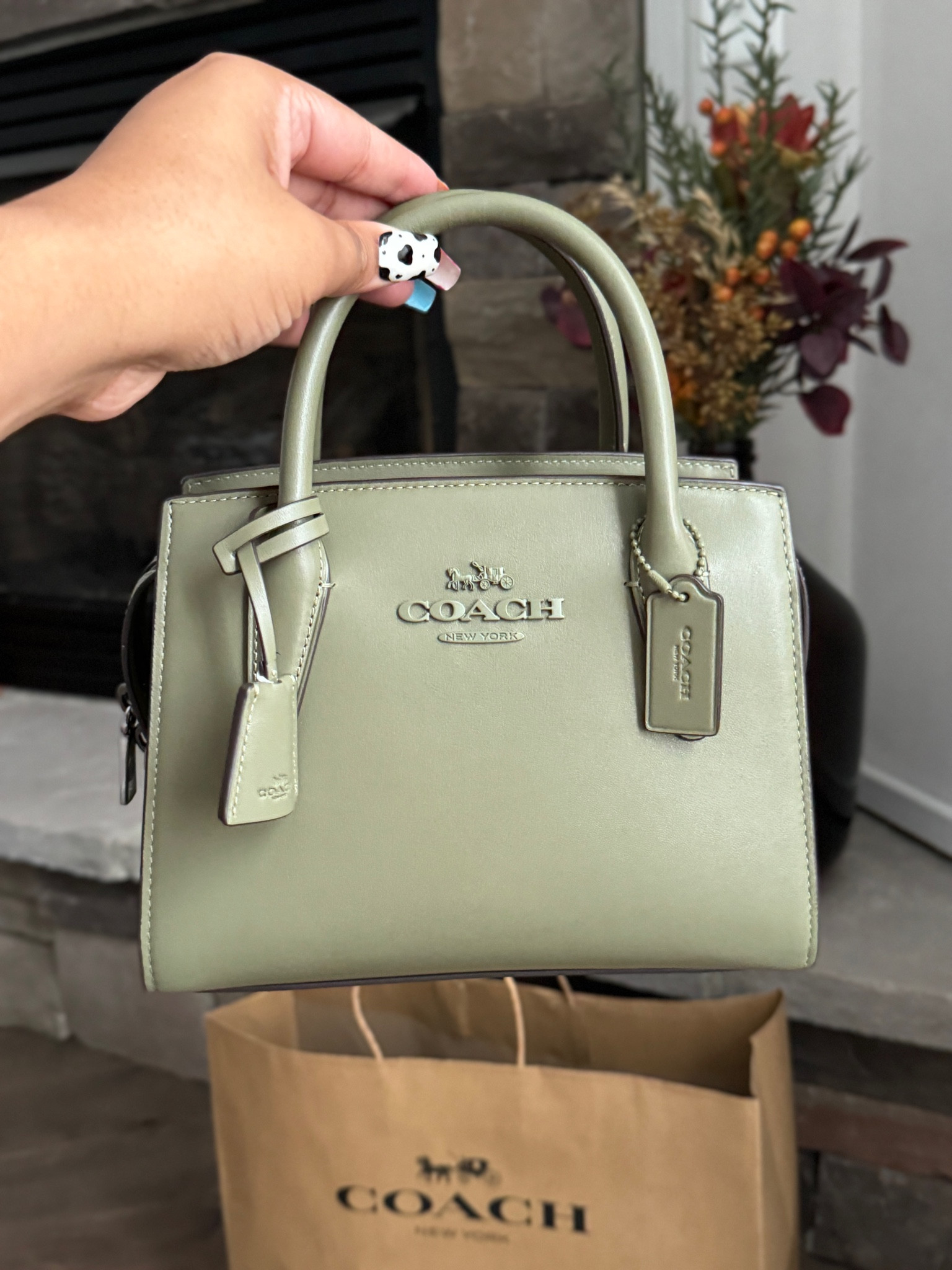 Military green 😍 perfect fall bag 

#LTKItBag #LTKSeasonal #LTKStyleTip