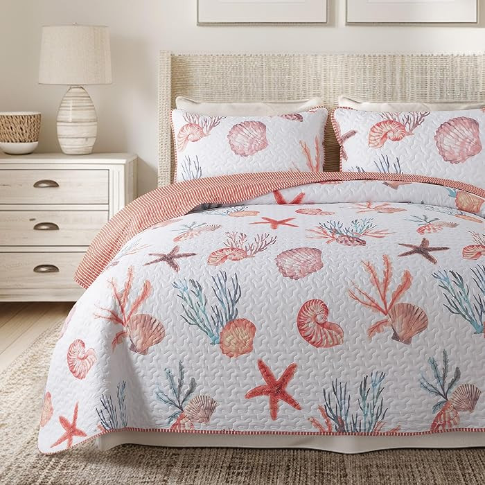 Soul & Lane Coastal Quilt Set - King and 2 Shams, Quilted Coastal Bedspread with Beach Theme, Oce... | Amazon (CA)