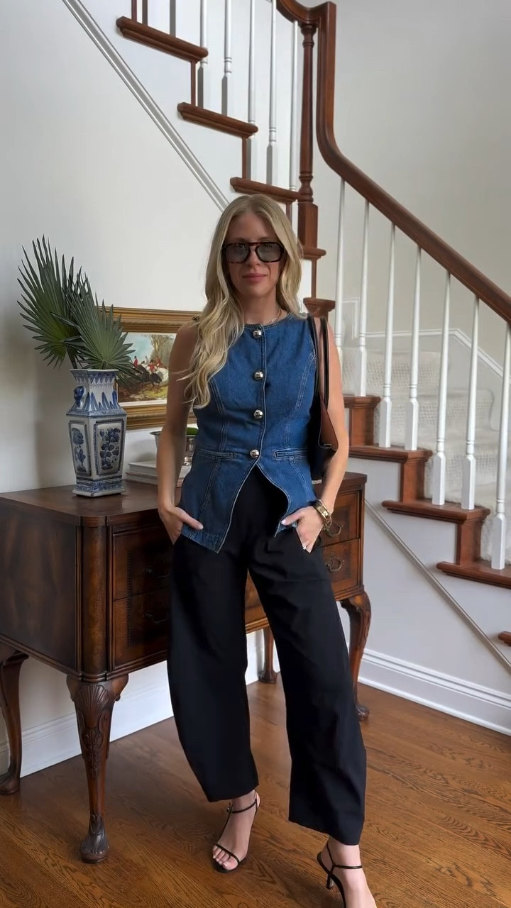 quick travel ootd featuring the best pants for the occasion! my petite on the loose work pants by @ruti are currently $55 off when you use code FW25 at checkout! offer valid site wide until 9/30!

#travel #travelstyle #petitestyle #petite #comfystyles

#LTKTravel #LTKSaleAlert #LTKPetite