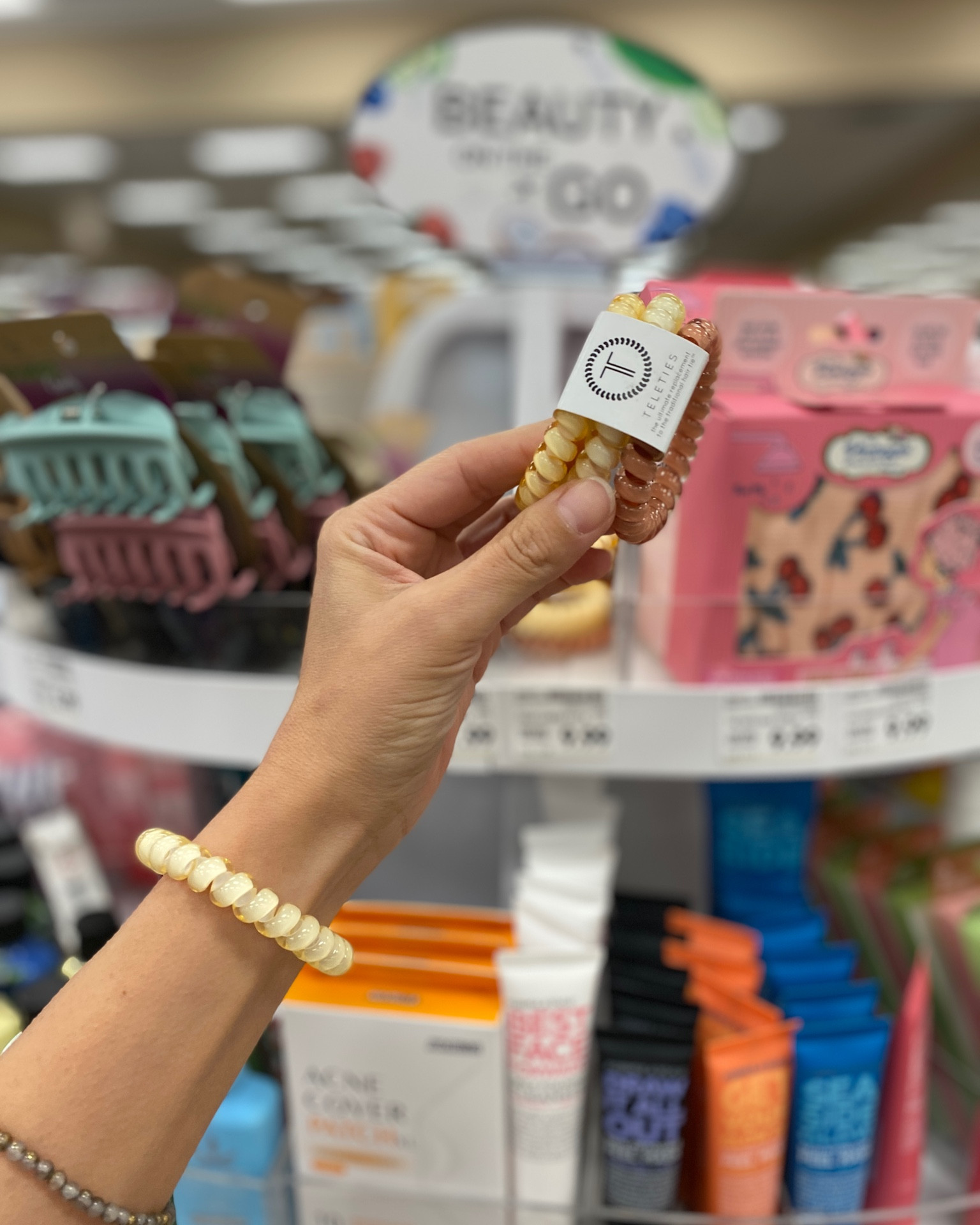 Spotted a match! Teleties hair accessories. #TheCurlStory

#LTKSeasonal #LTKBeauty #LTKActive