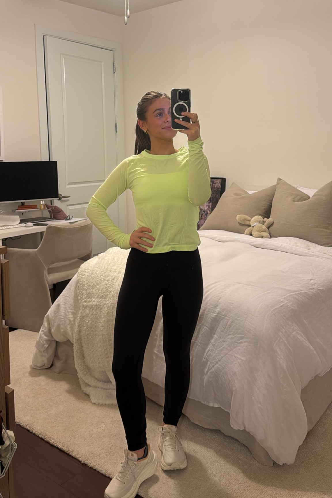 wearing size XS in top, size S in bra, US2 in leggings, and shoes are new balance v13 (but linked v14!)

#LTKSeasonal #LTKActive #LTKStyleTip