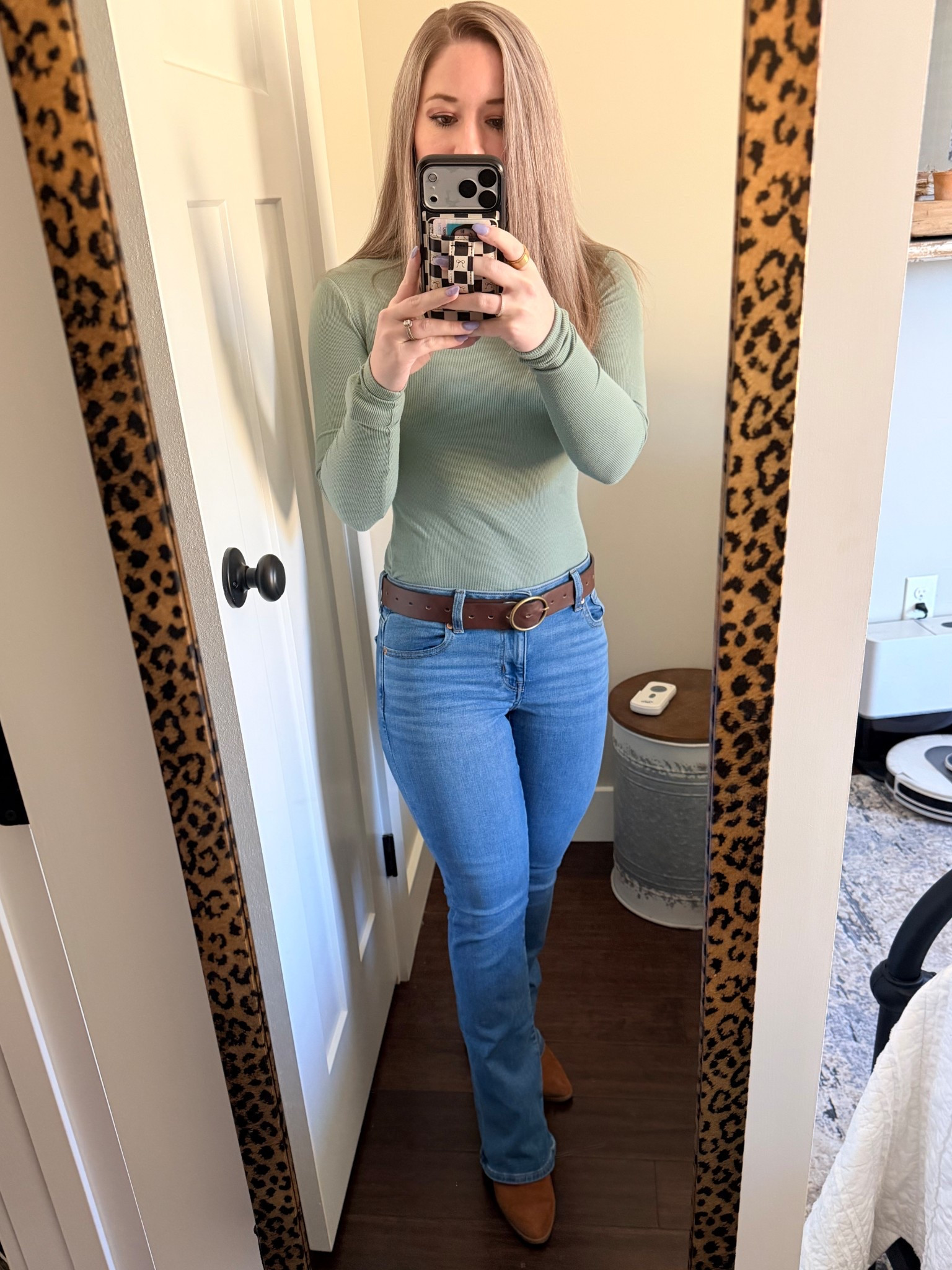 Loving these new jeans I just got! They fit so well and have a nice stretch to them too! 

#LTKgrwm #LTKSpringSale #LTKPetite