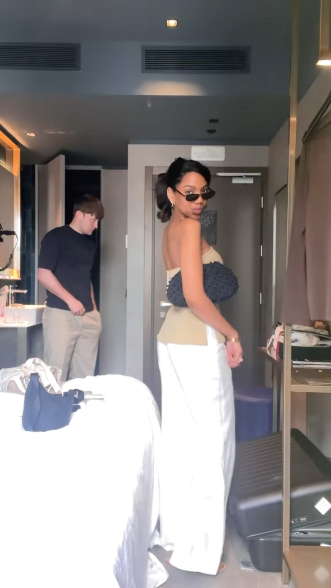 Top -size 4 

Lake Como outfit | element linen tube top | aritzia top | white linen pants | Italy outfit | summer outfit | euro summer |  linen strapless blouse with side slits | wide leg pants | super slim oval sunglasses | straw bag with beads | black raffia bag with beads