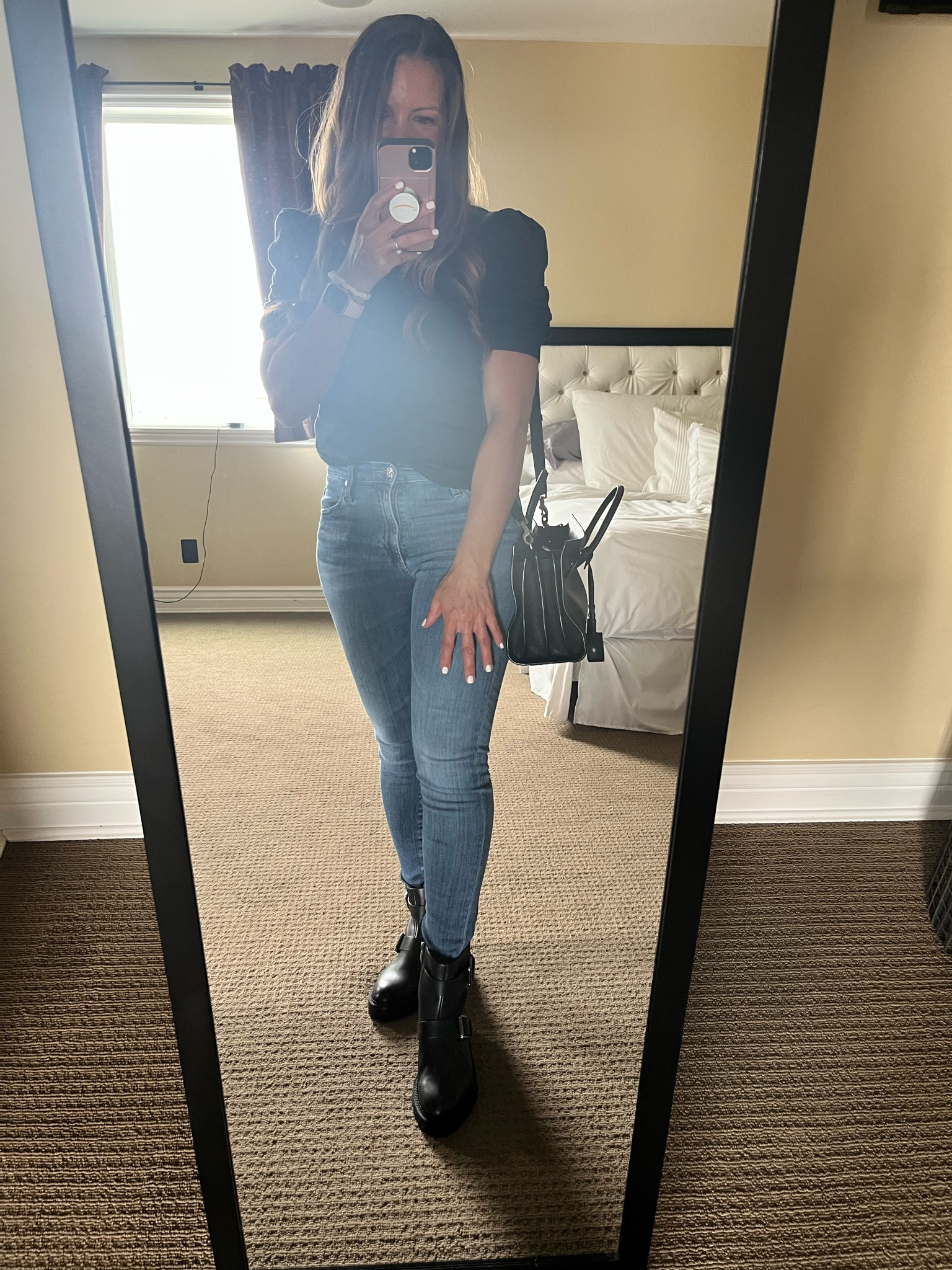 Fall outfit 🖤🍁 

#LTKmidsize #LTKSeasonal #LTKshoecrush