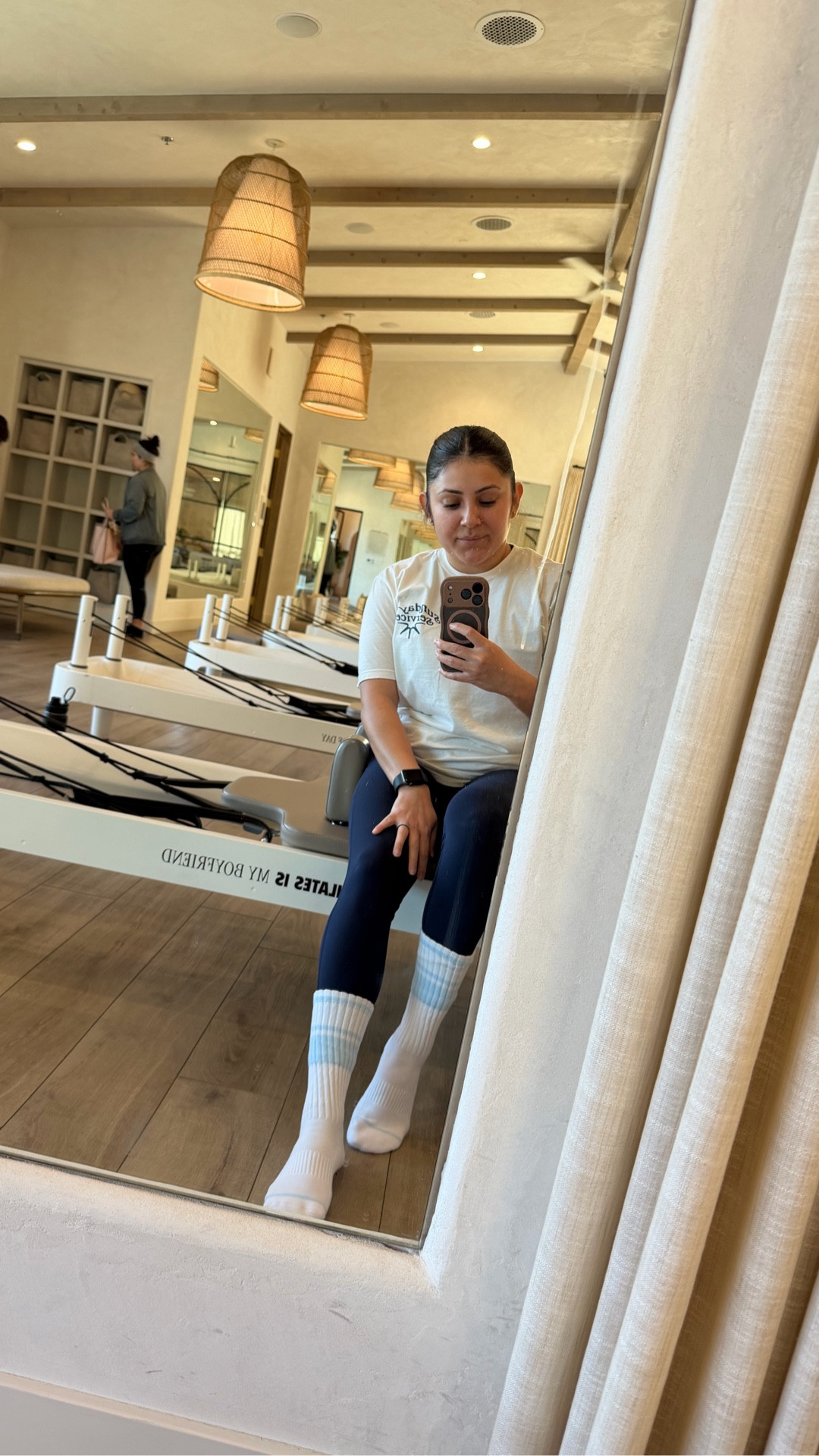 Pilates + sis + Saturday = shaky legs, happy hearts. 😌💖


#LTKdayinmylife #LTKmorningroutine #LTKActive