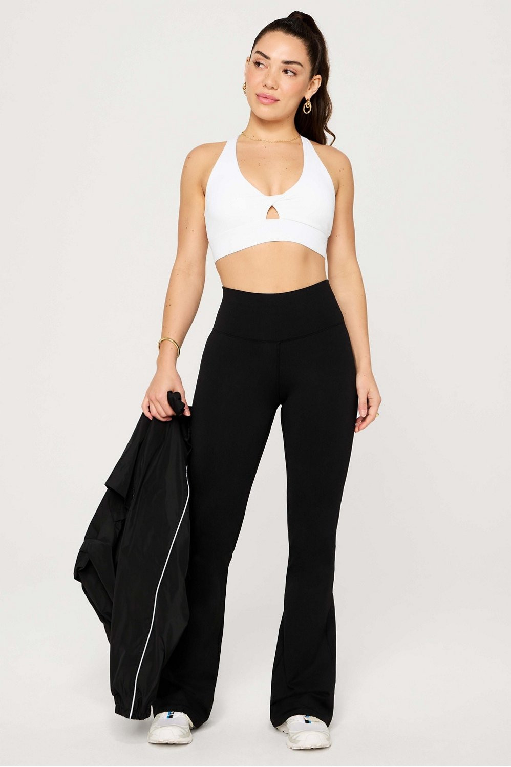 Oasis Twist Medium Impact Sports Bra | Fabletics