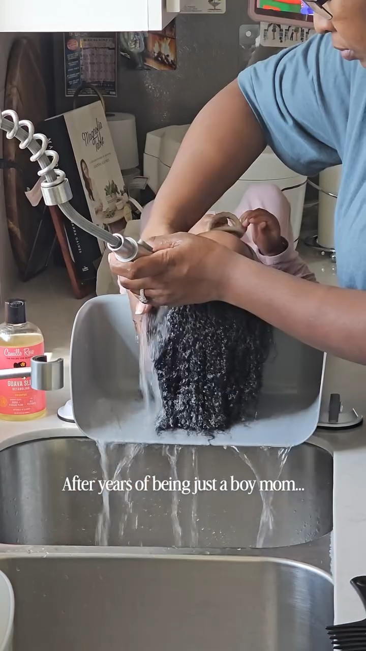 Boy mom turned curl stylist.
Learning as I go… for her. 🤎✨


#BlackMotherhood #WashDay #GirlMomEra #blackhair #hair #toddlergirl #girlmom #washday #hairproducts #beauty 

#LTKKids #LTKBeauty #LTKmomlife