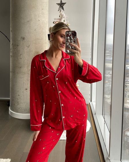 Christmas Jammies!

#LTKGiftGuide #LTKHoliday #LTKSeasonal