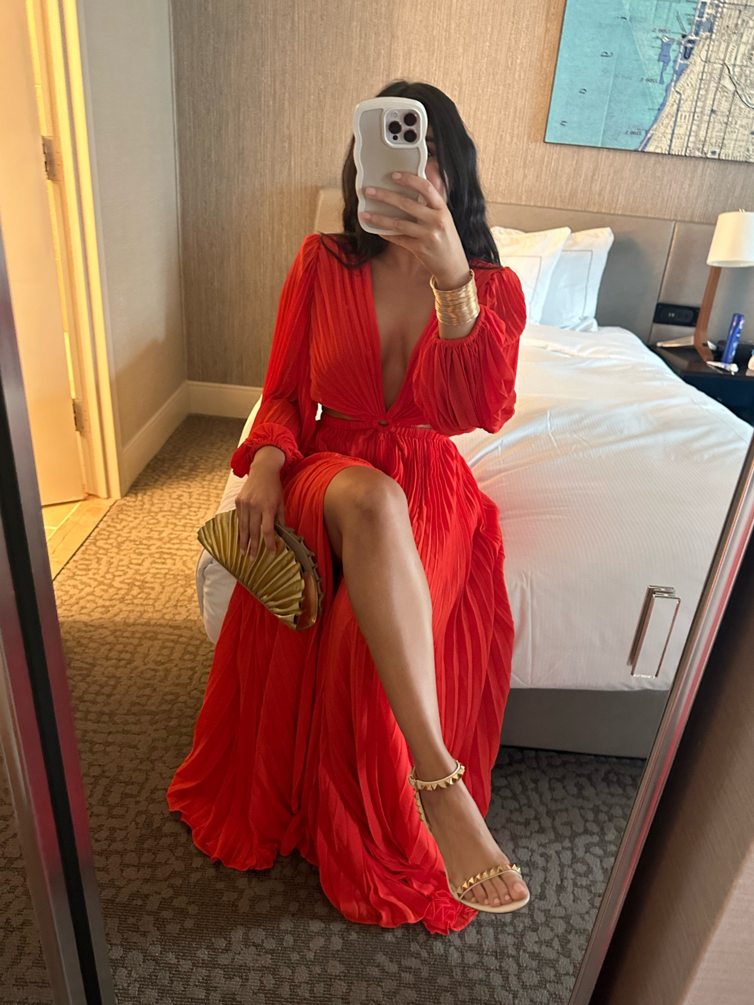 Wedding ootd🧡 #eveninggown #weddingguessdress #michaelcostello #revolve
