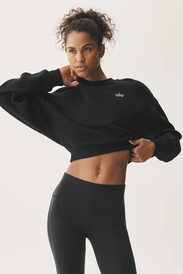 Alo YogaÂ® | Cropped Accolade Crewneck Top in Black, Size: Small | Alo Yoga
