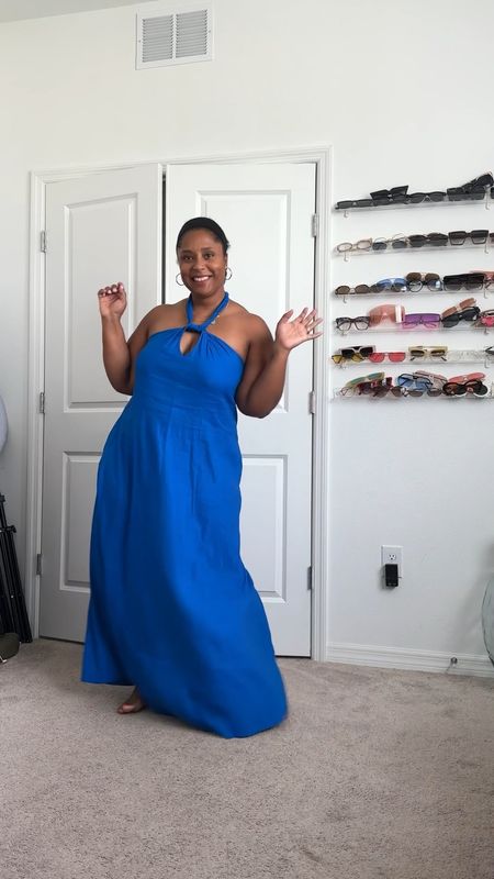 Keyhole maxi dress that is perfect for summer. 

Wearing a size Large and it comes in different prints  

#LTKMidsize #LTKPlusSize