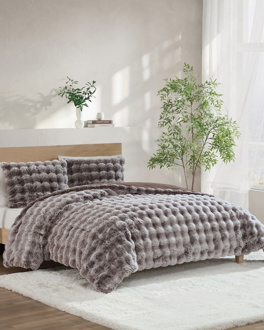 Our coziest bed set 😚😚

#LTKCyberWeek #LTKHoliday #LTKGiftGuide