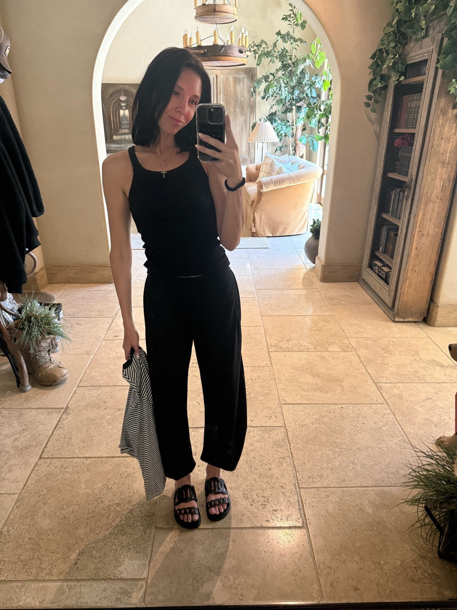 Obsessed with these pants!!! Easy, casual comfy #malfit #outfit ideas #everydayoutfit #casualoutfit #whatiwore #ootd #outfitinspo #everydaystyle #neutraloutfit #amazon #basics #amazonfinds

#LTKdayinmylife #LTKgrwm #LTKootd