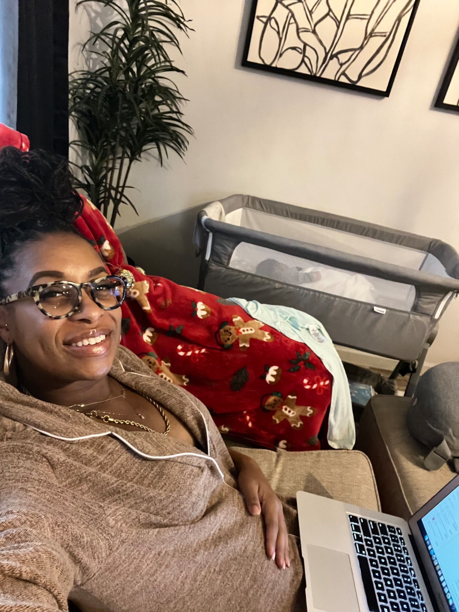 Soaking up these soft & cozy postpartum moments in my new favorite PJs, perfect for nursing and feeling cute with a new little one🍼✨ And can we talk about how convenient this bassinet is?! I roll it from room to room so baby’s always close no matter where I am.

Loving every bit of being a mom of 2 💗 Tap to shop my favorite postpartum must-haves and check out my latest blog for more things I’ve been obsessed with lately and to read about my birth experience!

#LTKmomlife #LTKStyleTip #LTKBaby