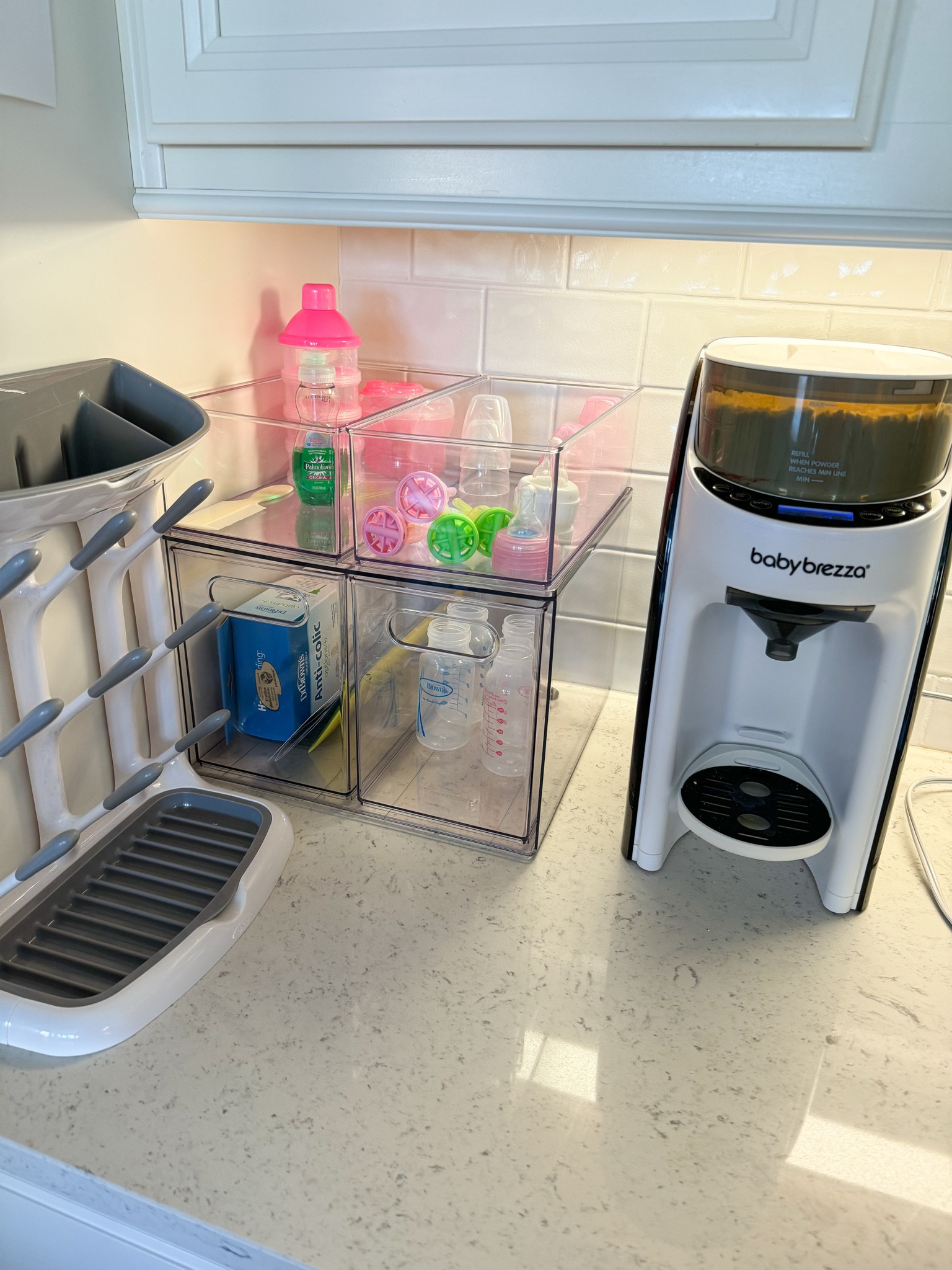 Baby bottle formula station, drying rack and bottle storage 🍼👶🏼 #newborn #babybottle #bottleorganization #bottleorganizer #babybottlestorage #babybrezza #bottledryingrack #formulafeeding

#LTKBaby #LTKKids #LTKBump