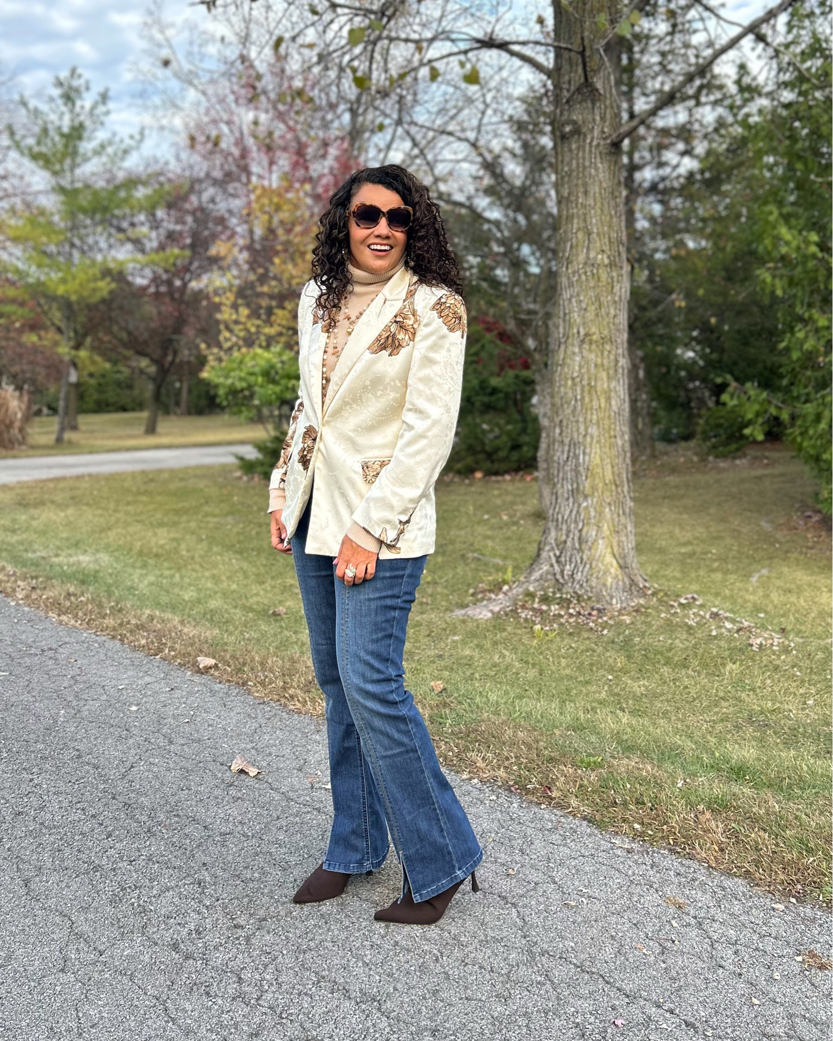 Nothing like a gorgeous blazer satin jacquard floral print blazer can dress up or down perfect for any occasion. #fallfashion #blazer #midsizefashion #over50

#LTKOver40 #LTKFindsUnder50 #LTKMidsize