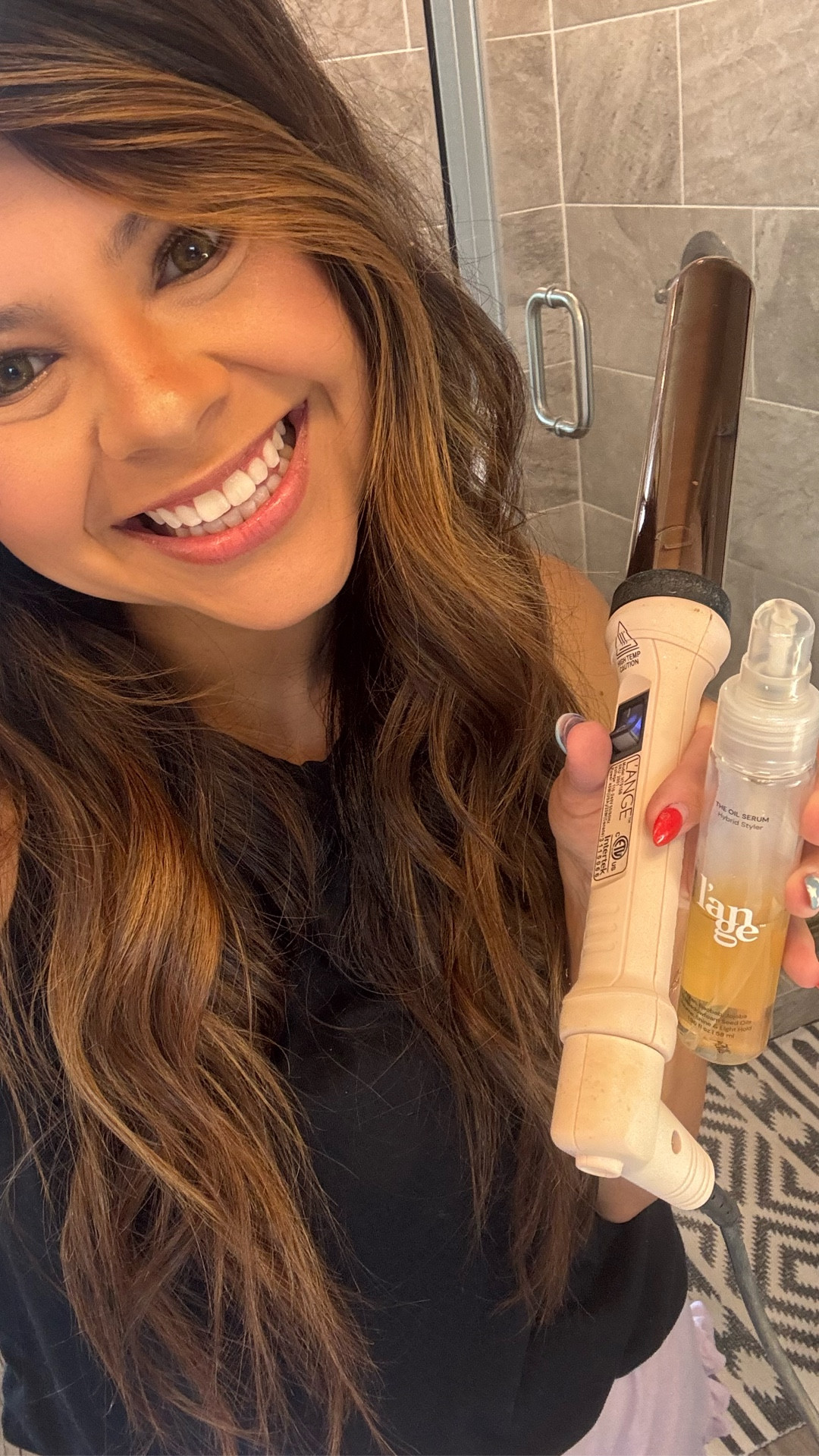 Hair tutorial 


Curling hair 

Hair styling 

Beach waves 

Hair curls 

Easy hair tutorial 

Haircare routine 

Styling tips 

Hair inspiration 

Curling techniques

 Heat styling 

Hair tools 

Voluminous curls 

Hair how-to Beauty tutorial

