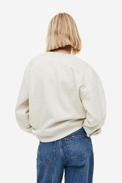 Sweatshirt mit Rundausschnitt - Hellbeigemeliert/Venice - Ladies | H&M AT | H&M (DE, AT, CH, NL, FI)